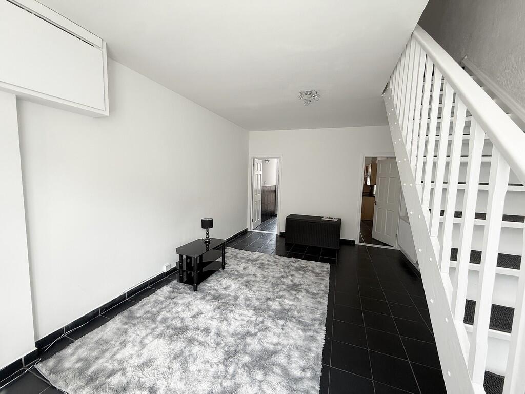 House in Portsmouth - More