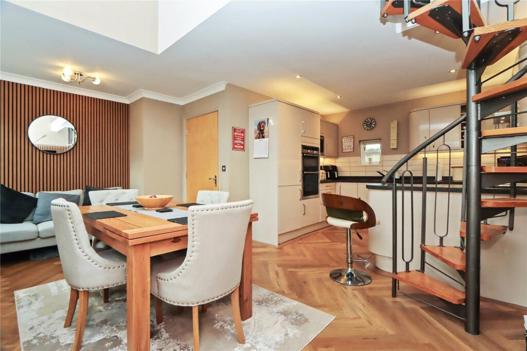 Waldridge Hall Court, Chester Le Street, Durham, DH2 photo 2