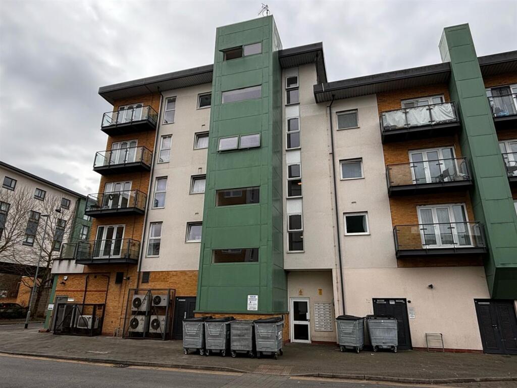 Main image of property: Parkhouse Court, Hatfield