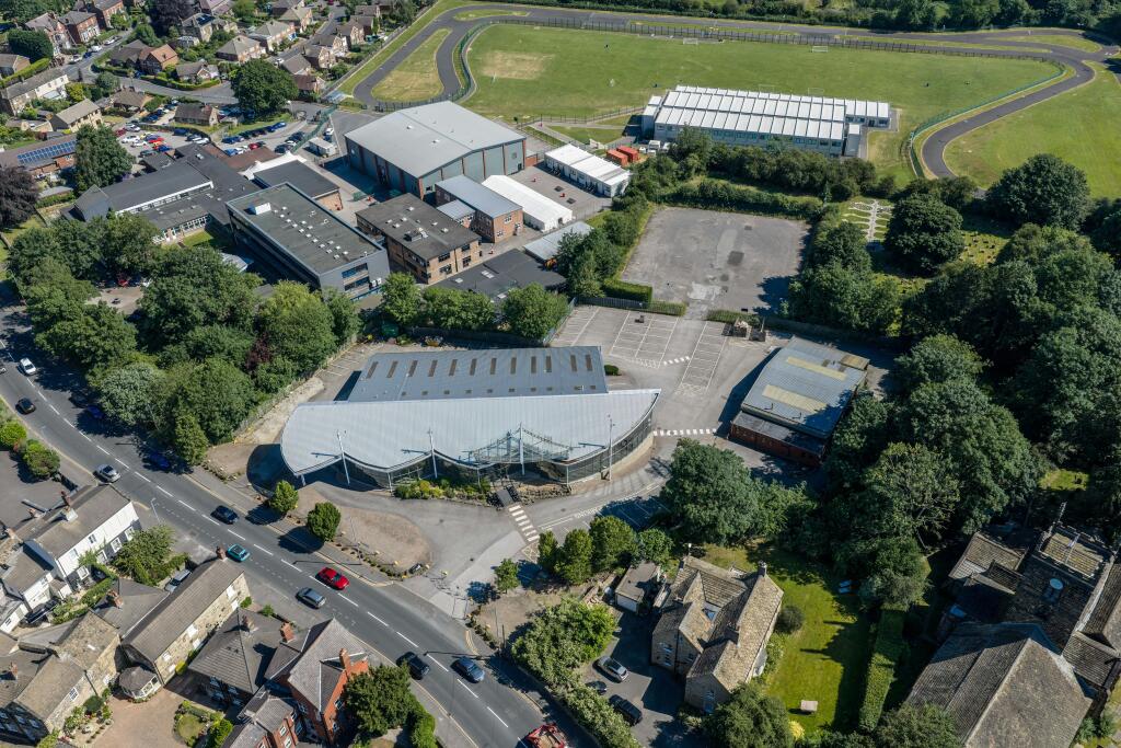 WakefieldLR-001A.jpg