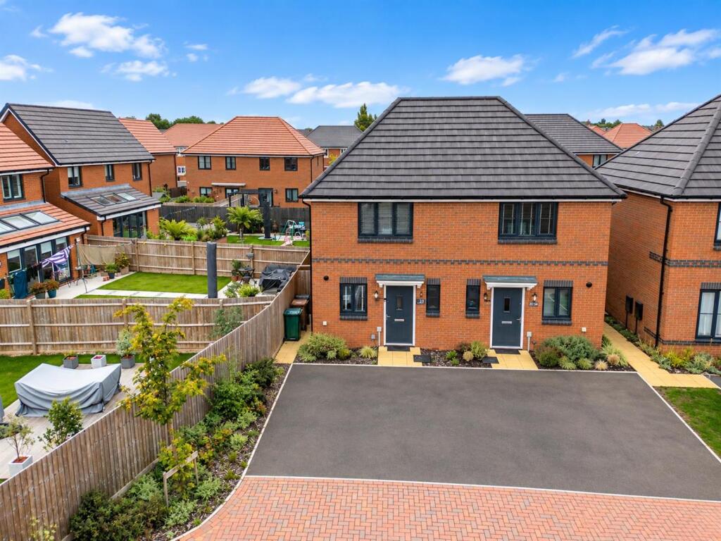 Main image of property: Ashwell Road, Drakelow, Burton Upon Trent DE15 9US