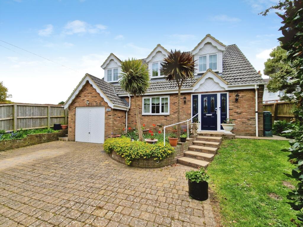 Main image of property: The Mall, Totland Bay, Isle of Wight