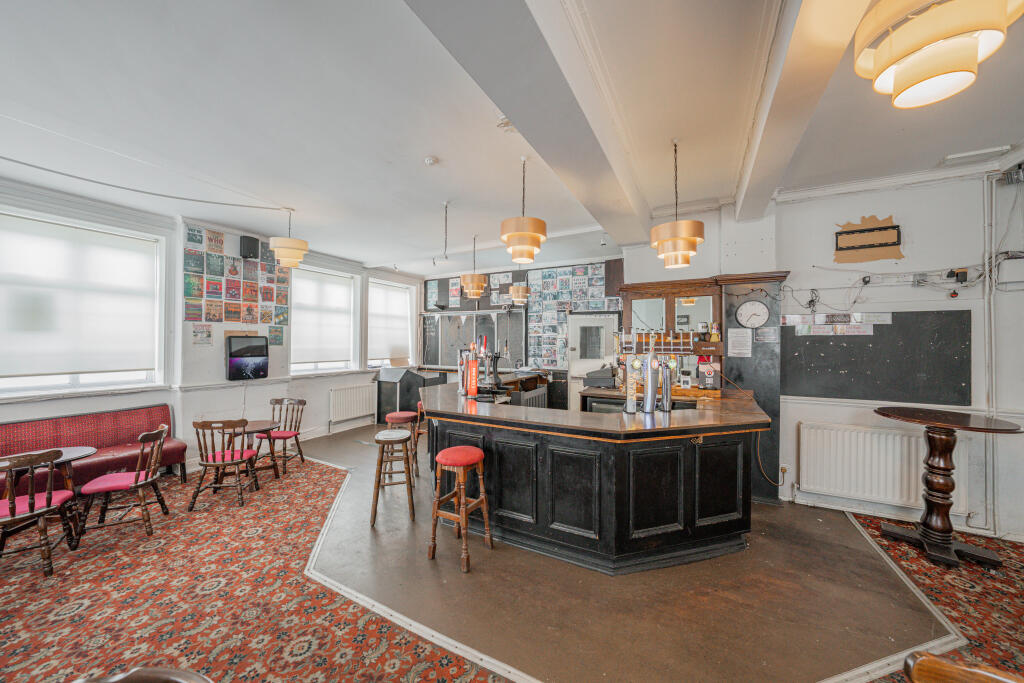 Studio flat on Royal Oak, The Royal Oak, High Street, Wrekenton, Gateshead, £480,000