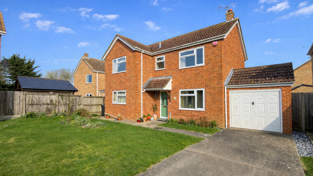 Main image of property: Goldfinch Close, Herne Bay, CT6 7DB