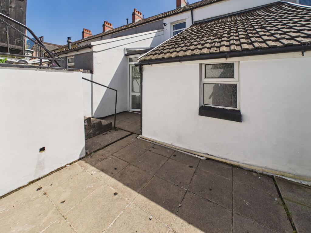 Walter Street, Rhymney, NP22 photo 4