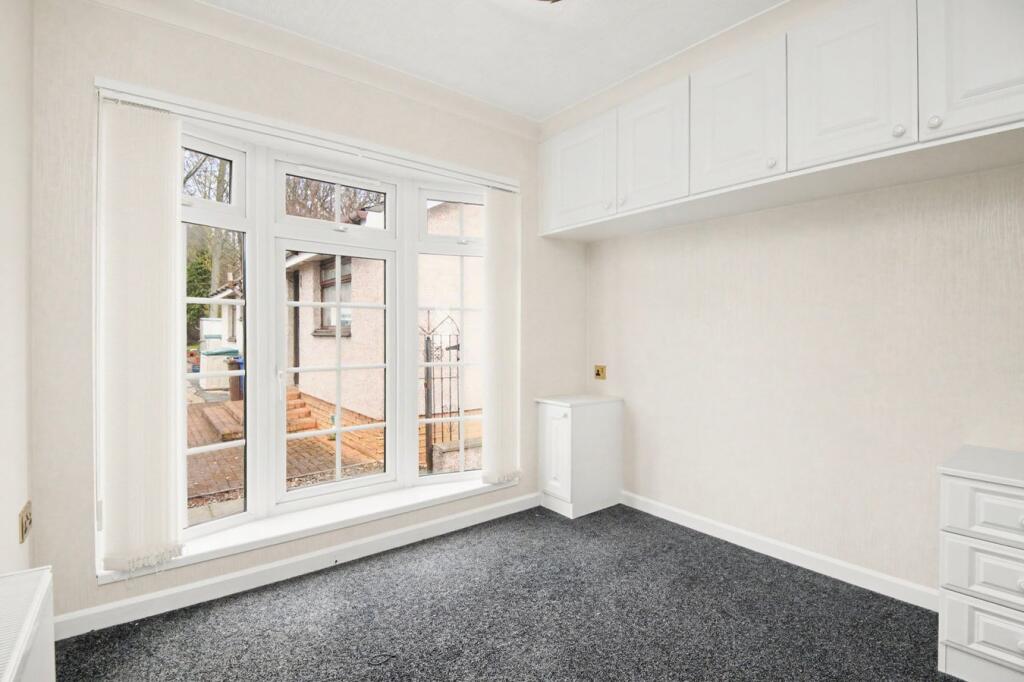 Dunnikier Chalet Park, Kirkcaldy, Fife, KY1 - More