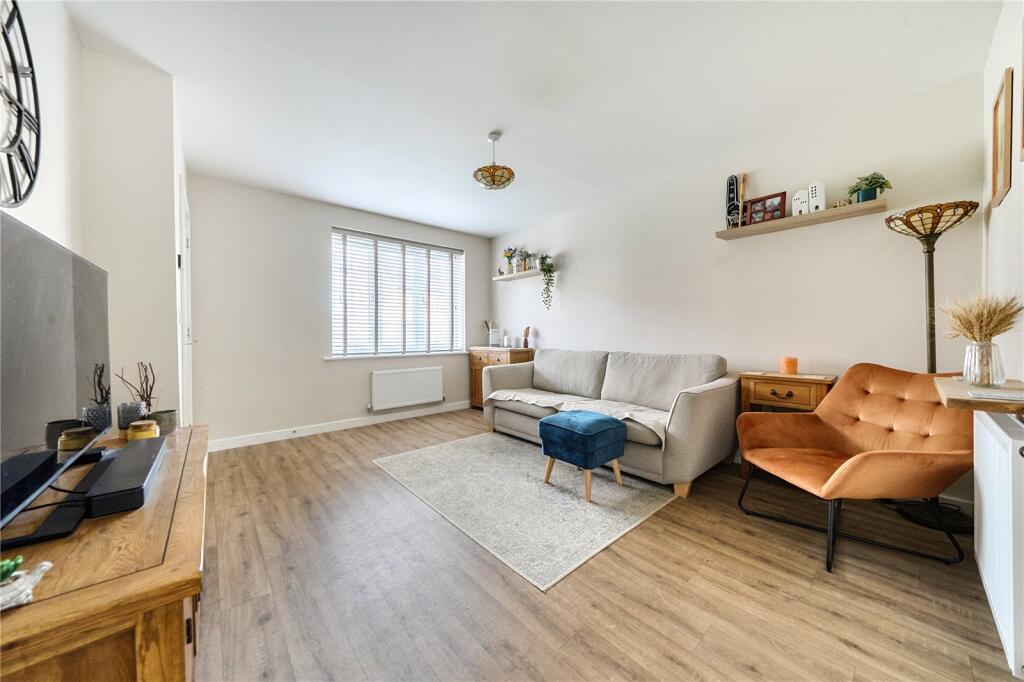 House in Swindon - View 5