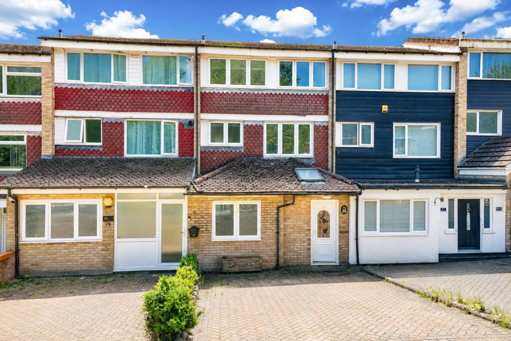 Main image of property: Washington Avenue, Hemel Hempstead, HP2