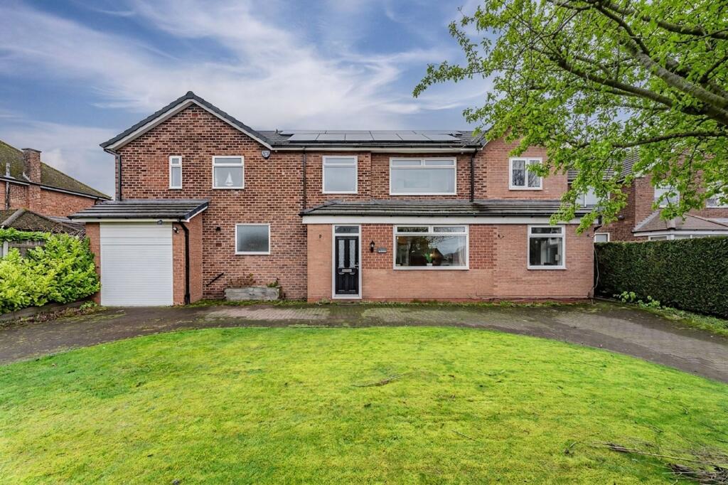 Main image of property: Roundcroft ,Romiley, Stockport