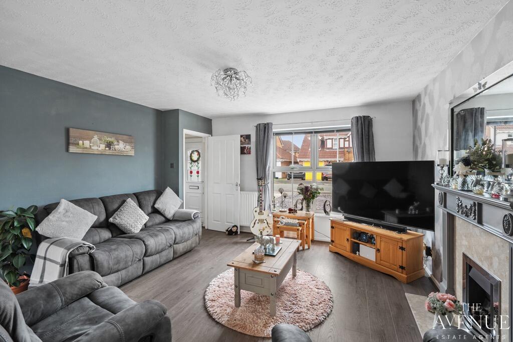 Lambourn Drive, Leighton, Crewe, Cheshire, CW1 4TW photo 2