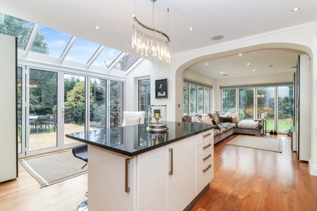 House in Jordans, Seer Green - View 2