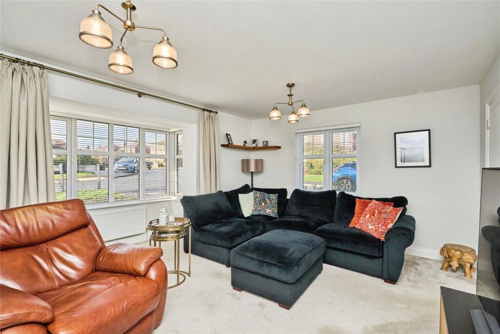 Lime Tree Way, Ryde, PO33 photo 4