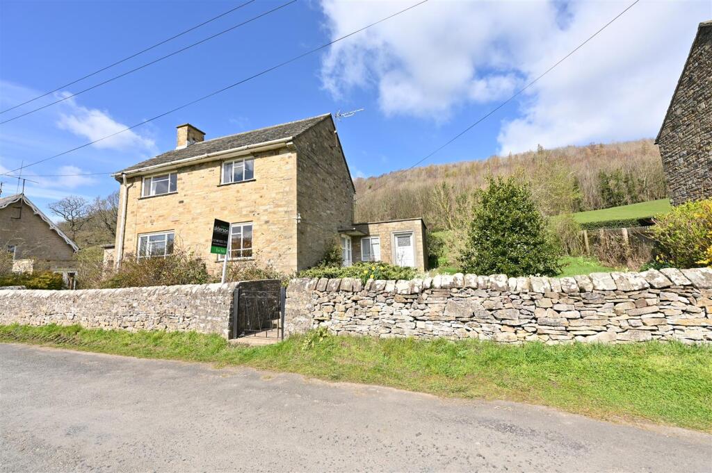 Main image of property: School Terrace, Marske, Richmond