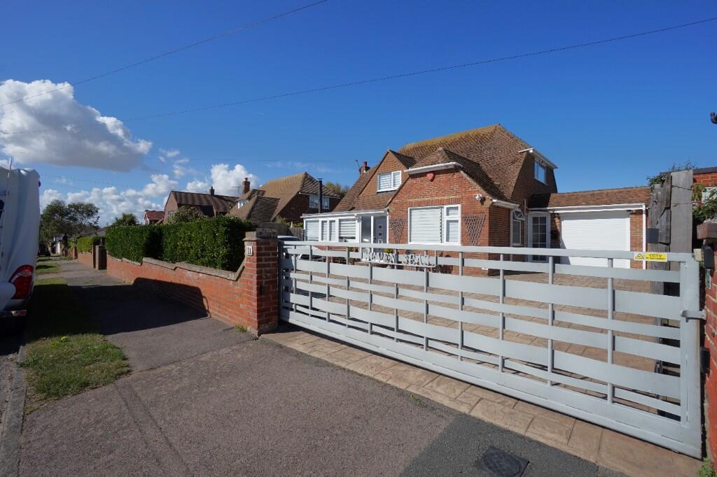 Gallwey Avenue, Birchington, Kent, CT7 photo 2