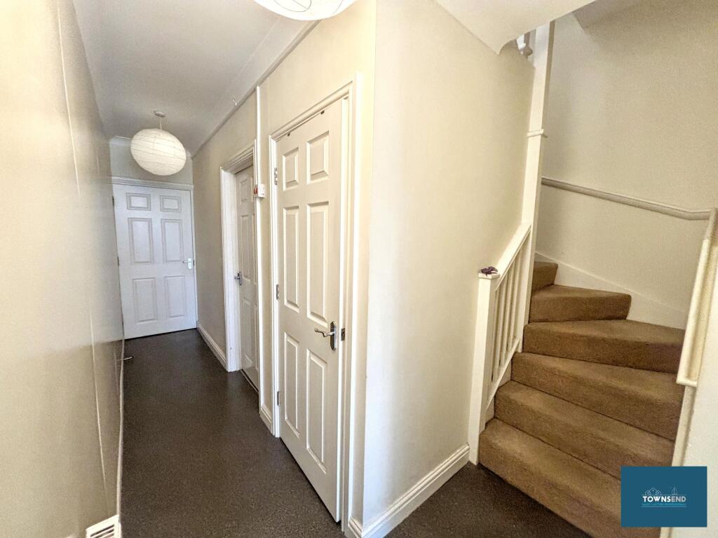 Brook Place, Falmouth, TR11 – další
