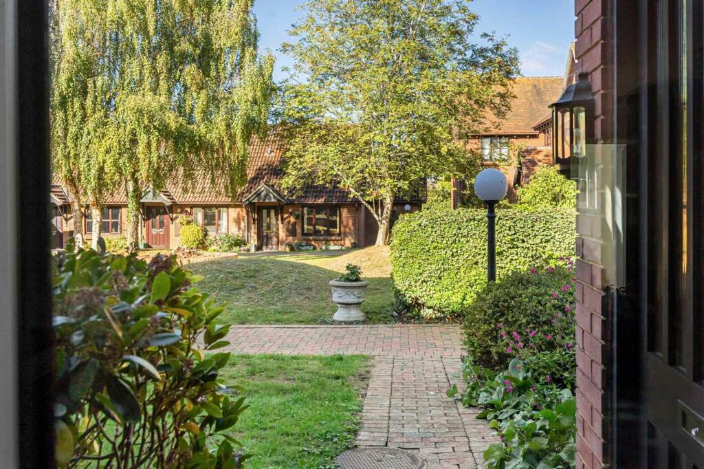 Apartment in Oxford - More