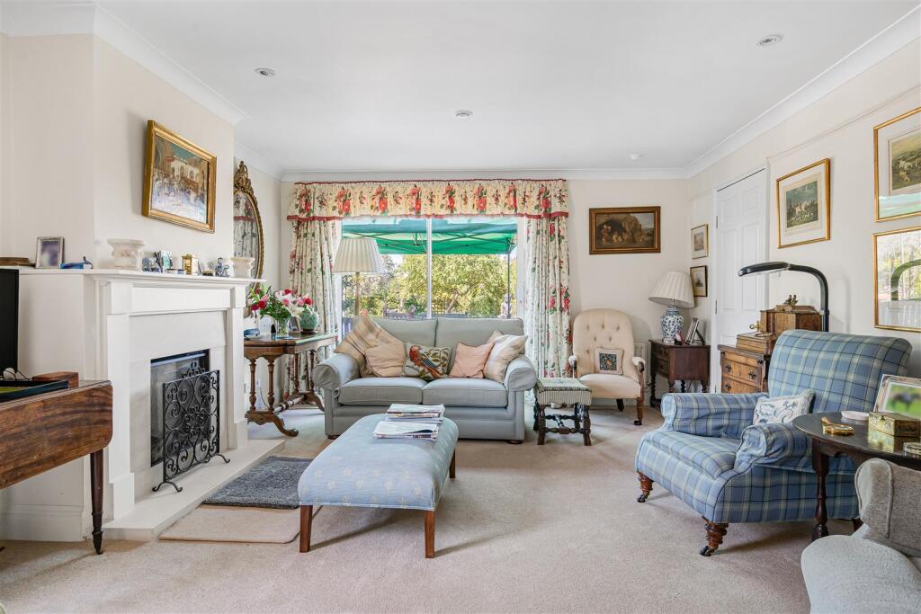 House in Northampton - View 2