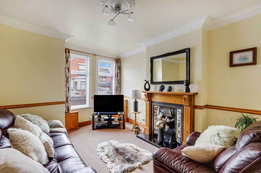 House in Nottingham, Woodthorpe - View 3