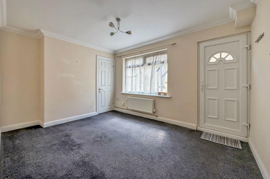 House in Gillingham, Medway - View 5