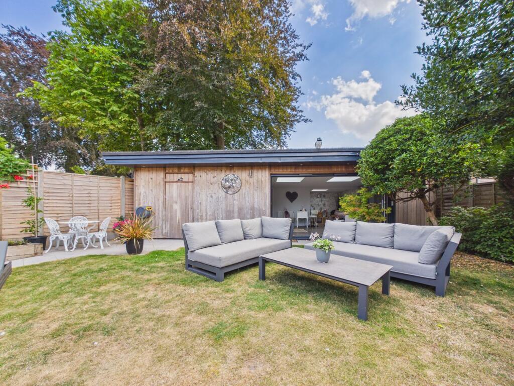 House in Stevenage - View 2