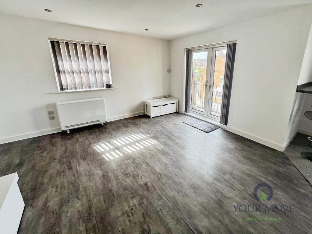 Apartment in Dudley, West Midlands - View 2