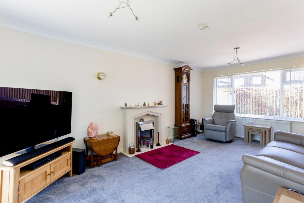 Keble Park Crescent, Bishopthorpe, York, YO23 2SY photo 4