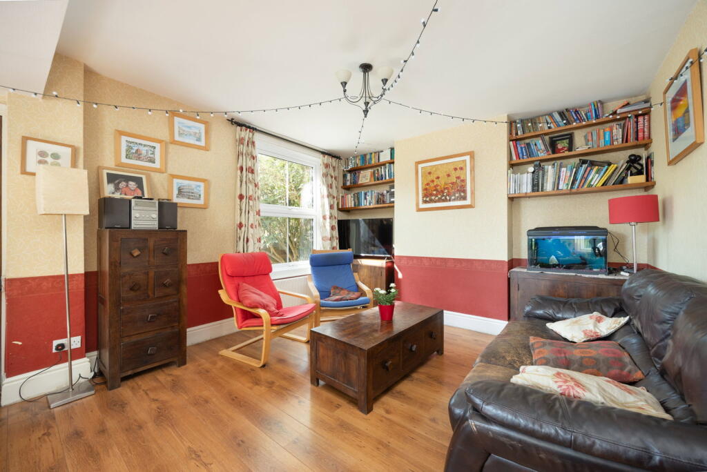Pickwick Road, Corsham photo 4