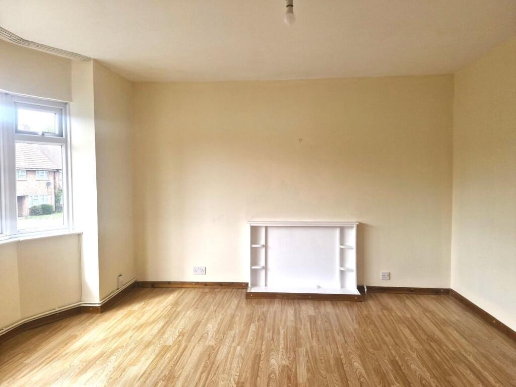 Main image of property: Masons road, En1