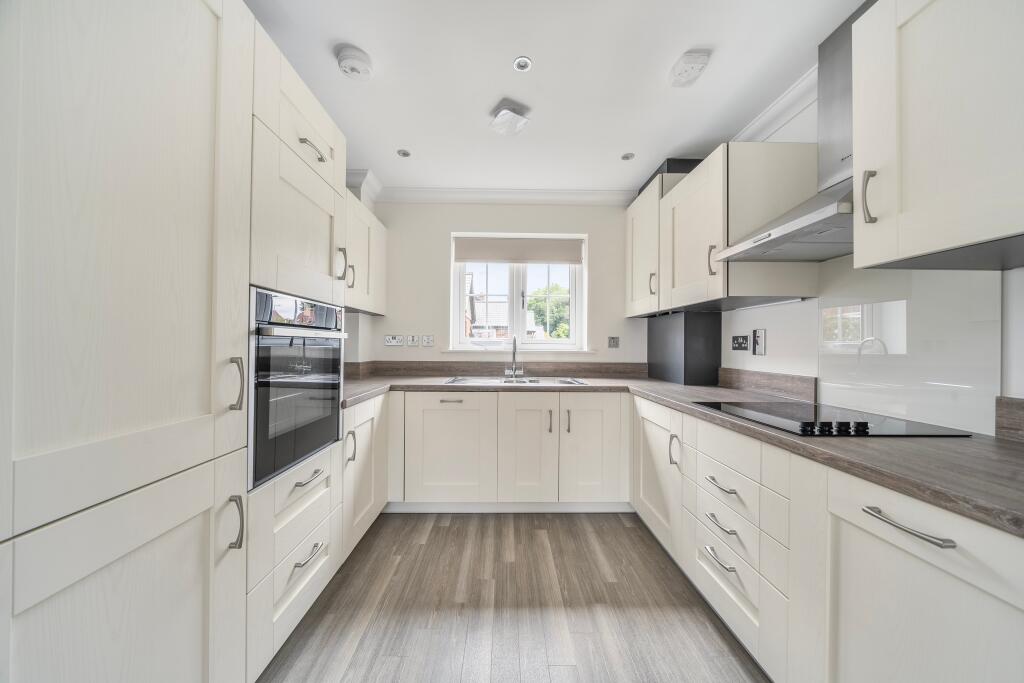 Cowdray Close, Lime Tree Village, Rugby, CV22 - View 3