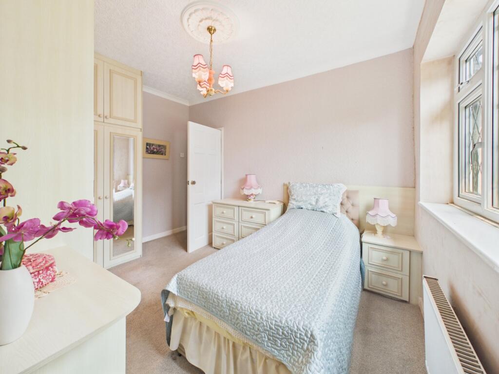 House in Oldham - More