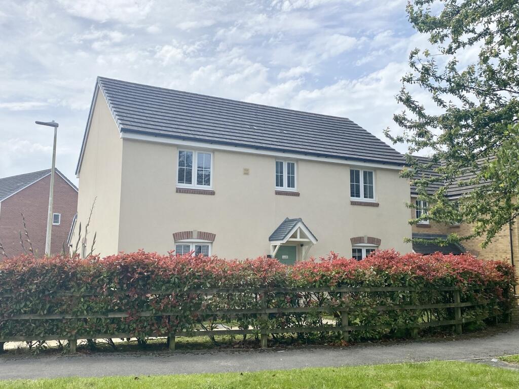 4-bed detached on Emily Fields, Birchgrove, Swansea., £375,000
