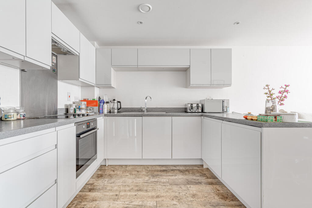 Apartment in London - View 4