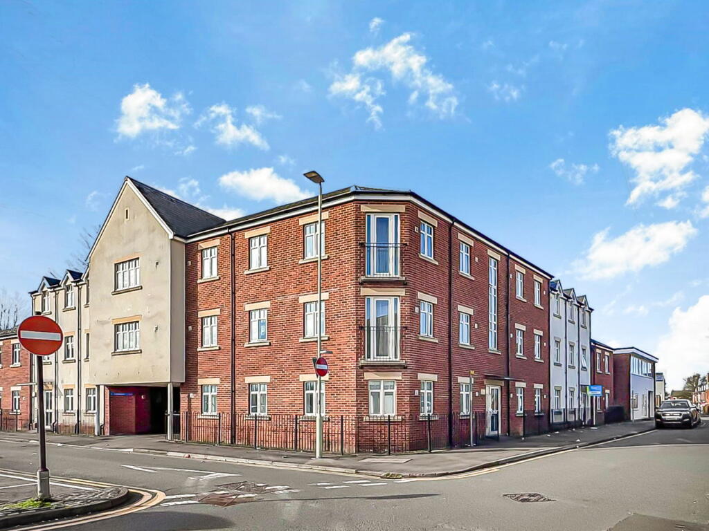 Main image of property: St. Catherine Street, Gloucester, GL1 2BS