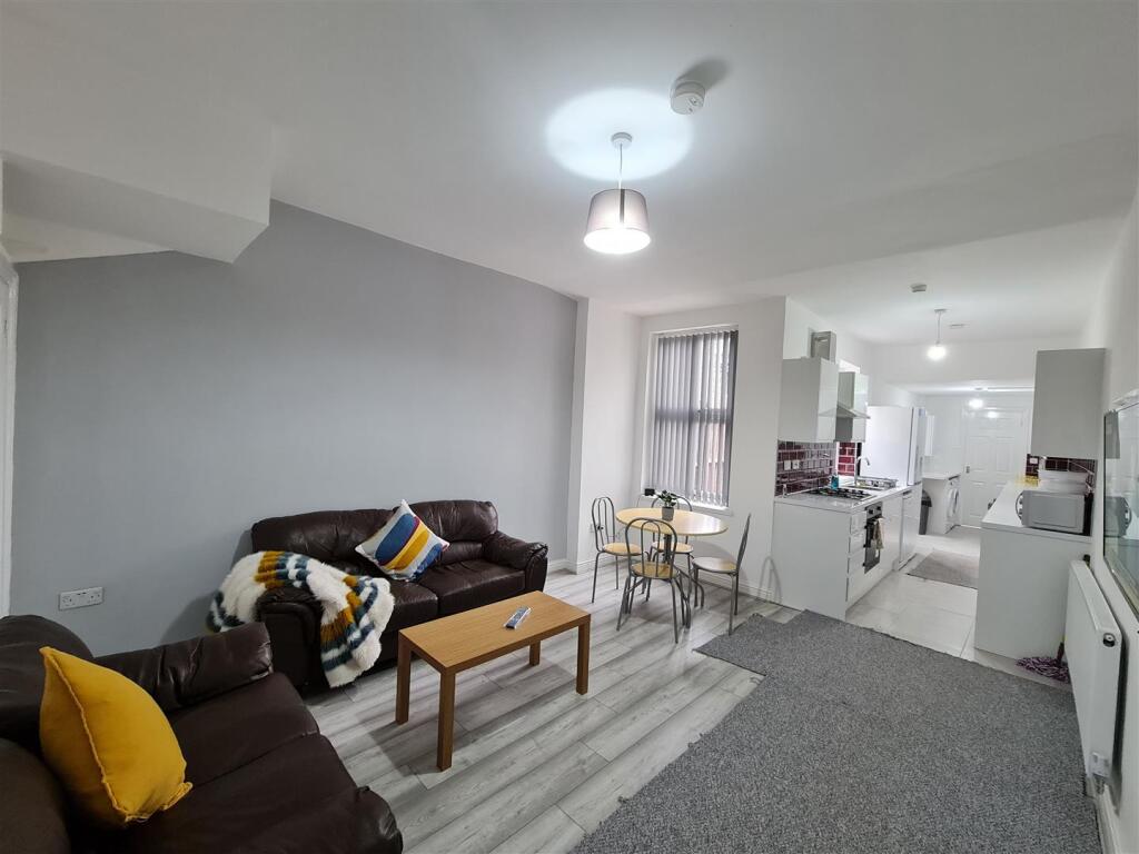 House in Birmingham - View 4