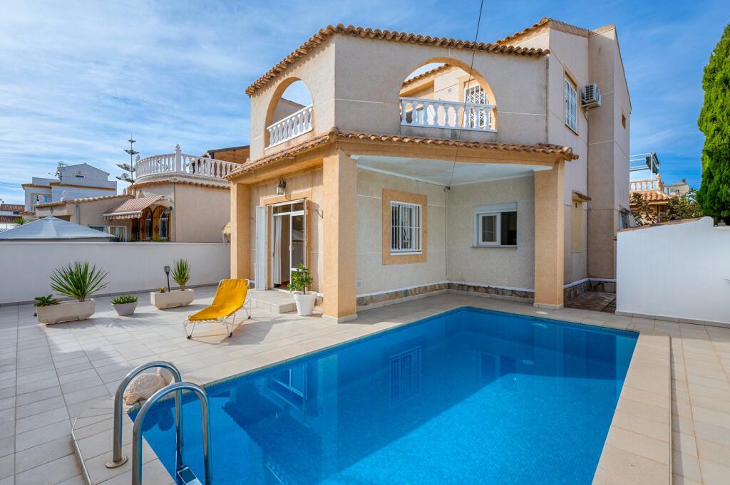 Main image of property: Valencia, Alicante, Orihuela Costa