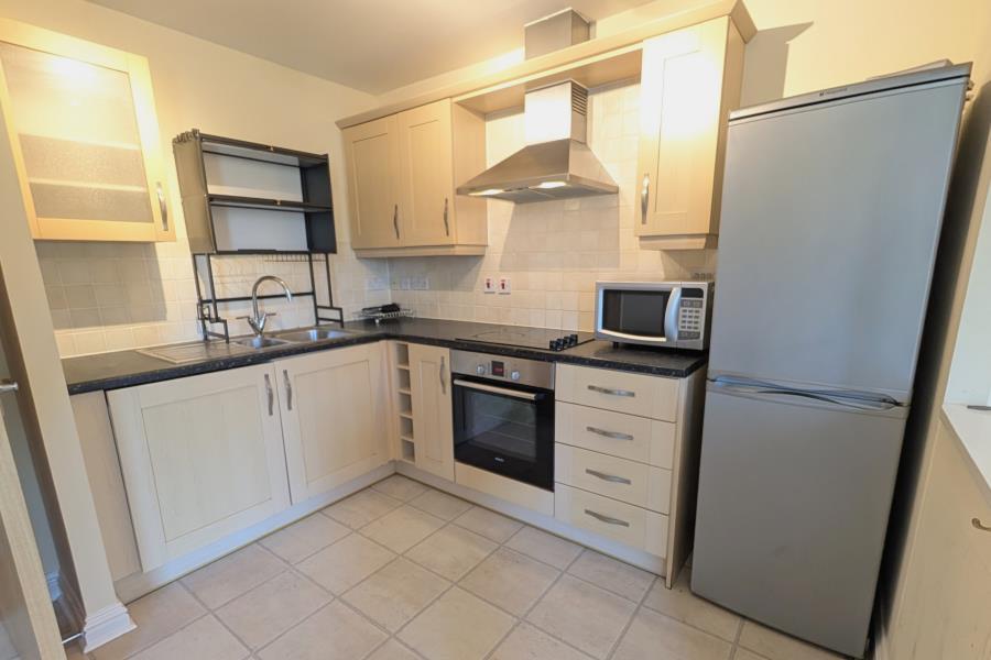 Apartment in Guildford - View 4