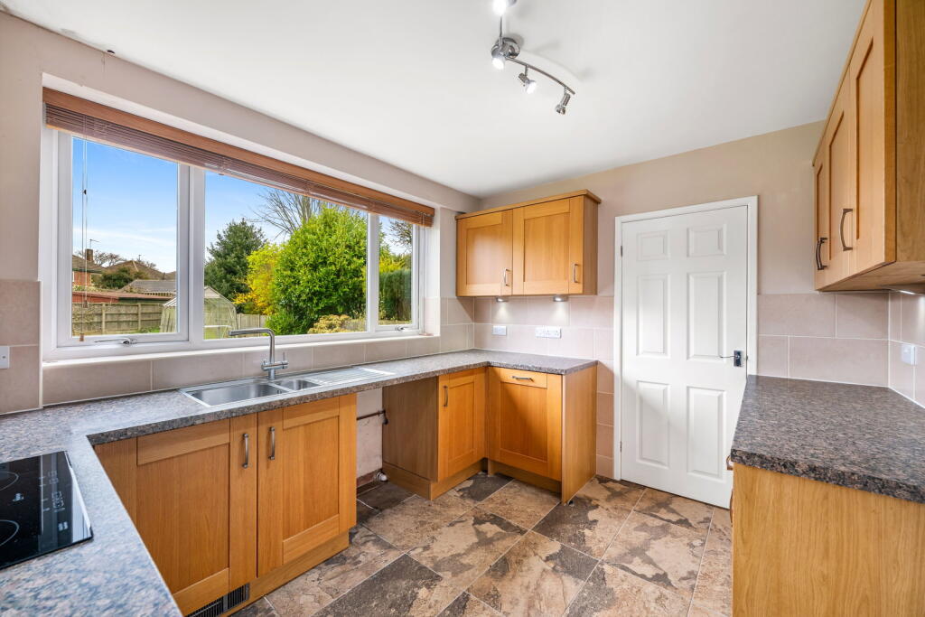 Scarle Close, Lincoln, LN6 8DB - View 5