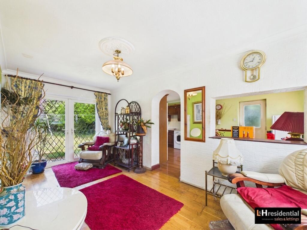 House in Borehamwood, Elstree and Borehamwood - View 4