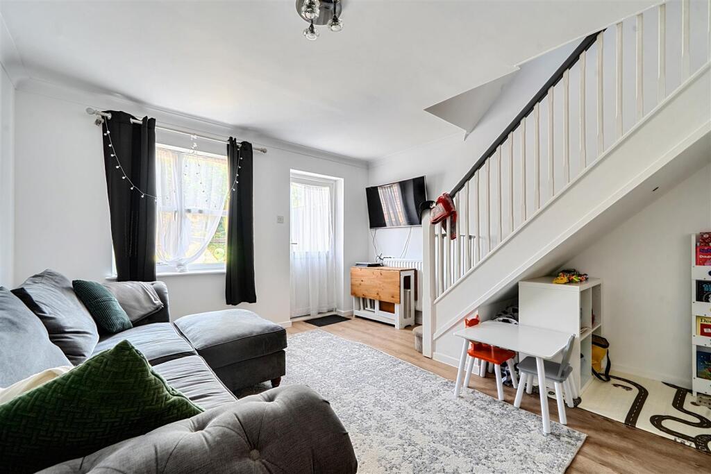 House in Brighton, Portslade Village - More