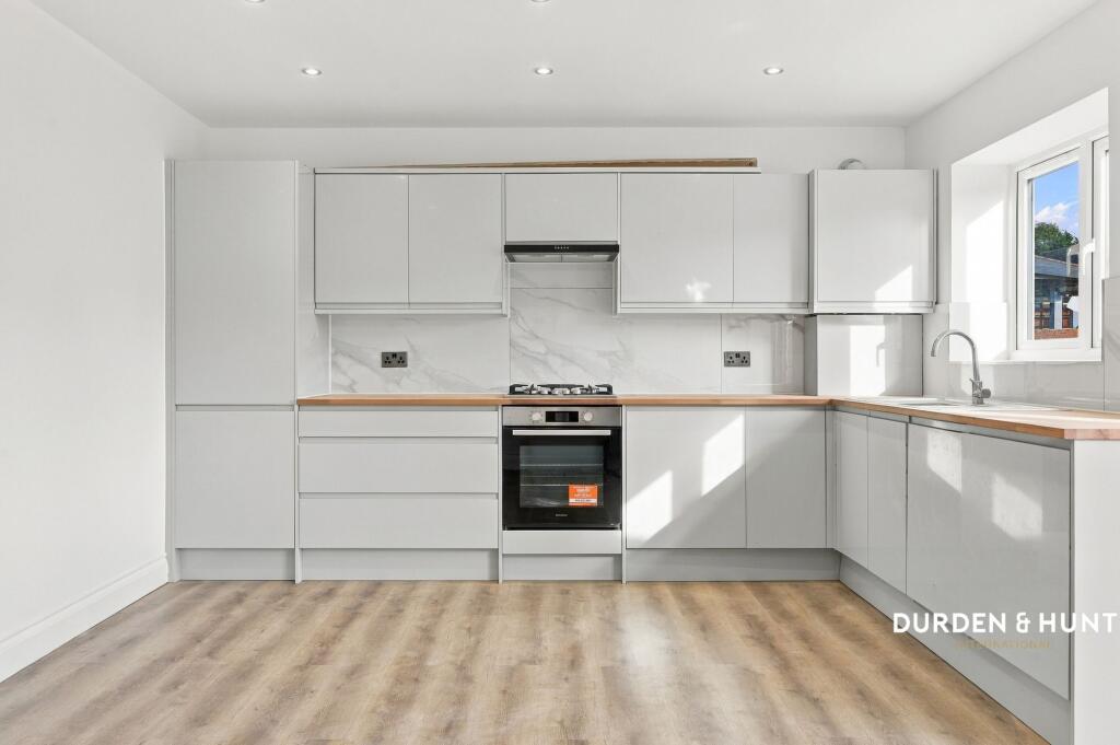 House in Romford - View 5