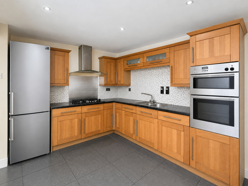 House in Southall - View 5