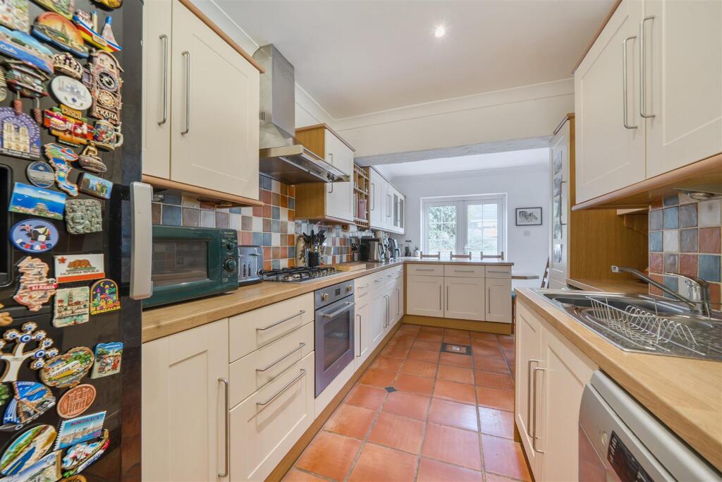 House in Brighton - View 2