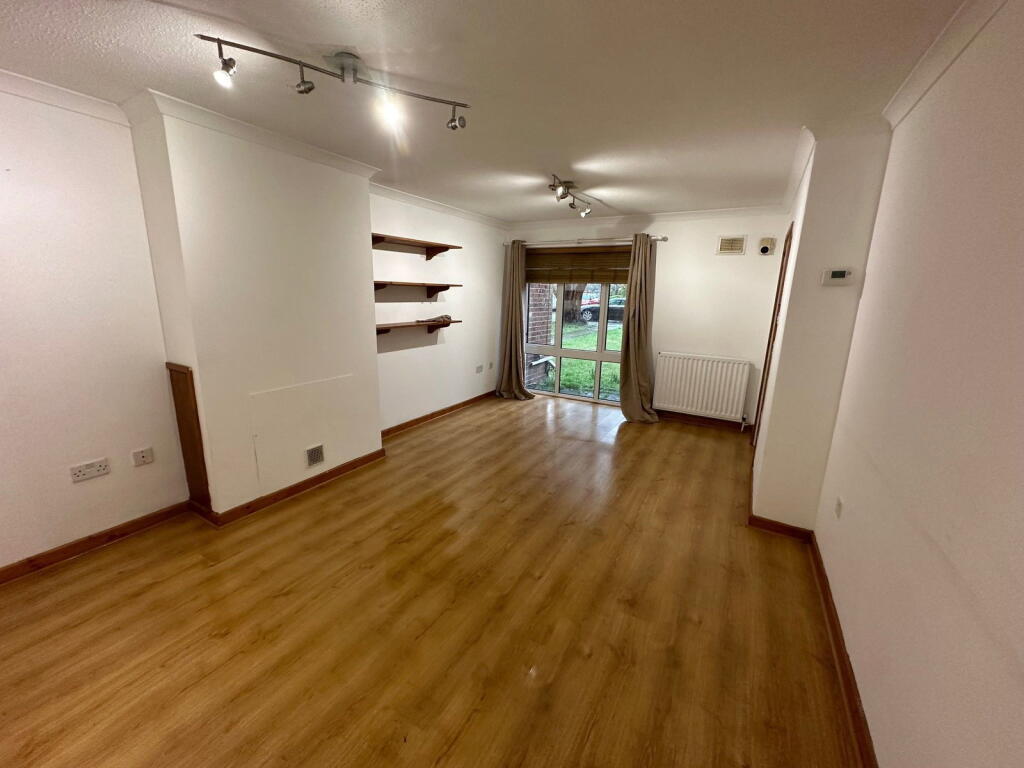 House in Reading - View 3
