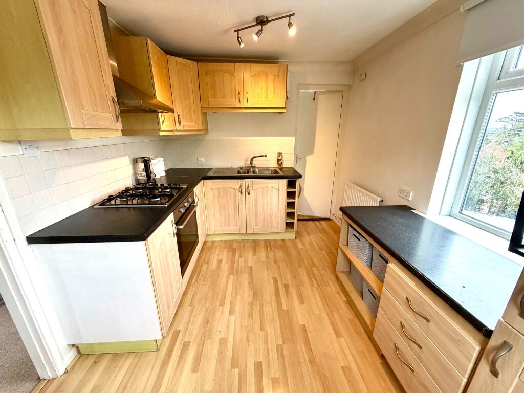 Apartment in Southampton - View 4