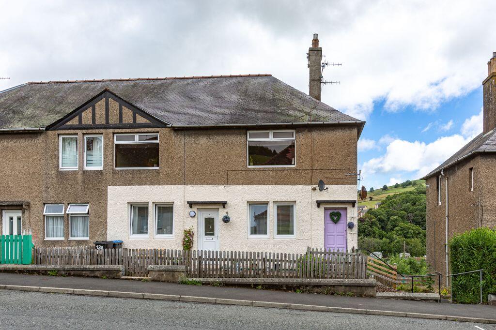 Main image of property: 132 Wood Street, Galashiels, TD1 1QY