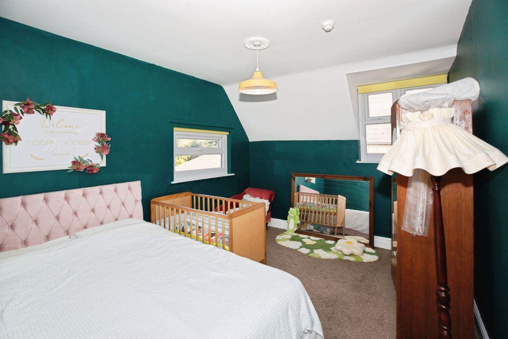 Apartment in Grimsby, Wellow - More