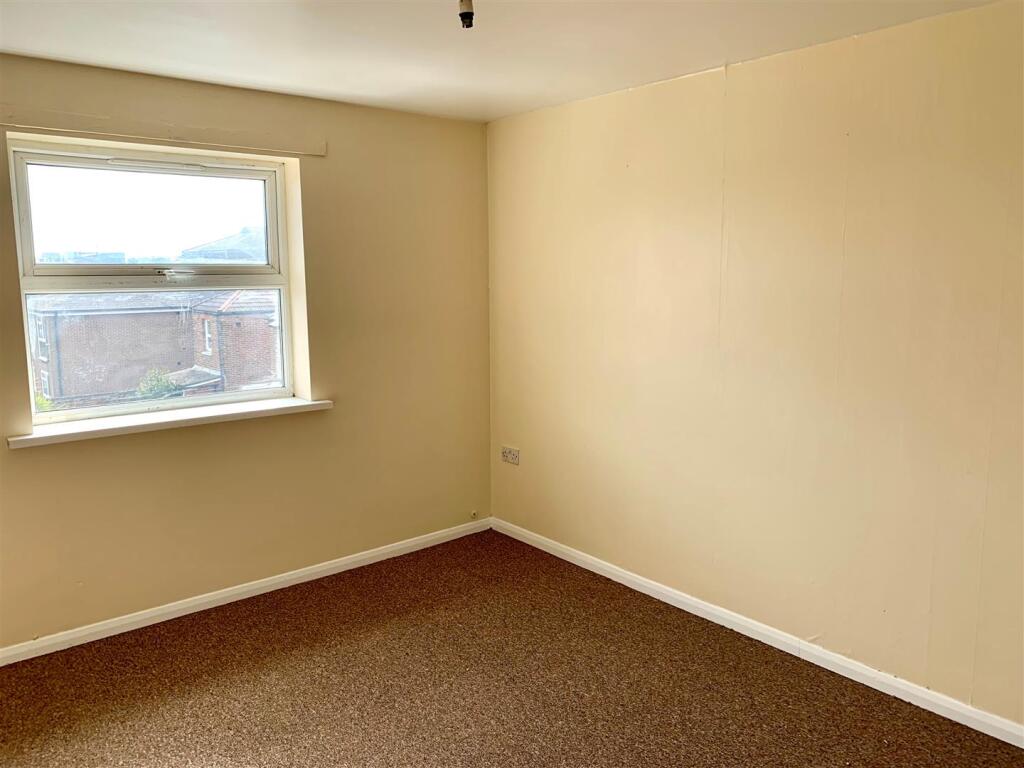 Apartment in Arun, Hampton Park, Littlehampton - More
