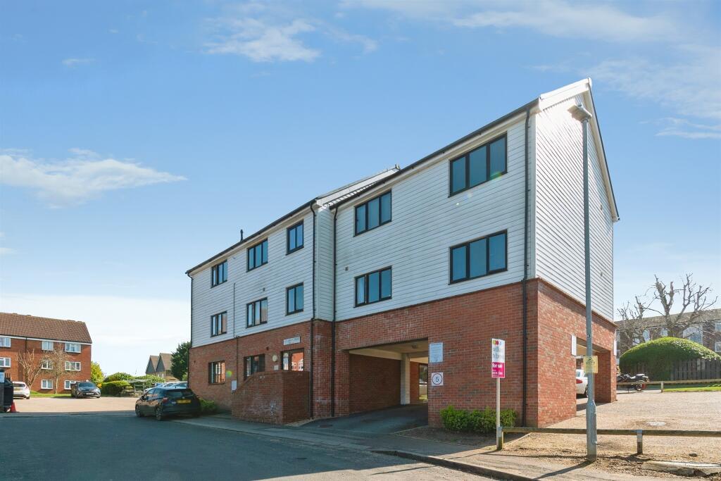Main image of property: Jutland Court, Braintree
