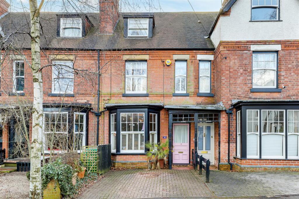 Main image of property: Dagmar Grove, Alexandra Park, Nottinghamshire, NG3 4JE