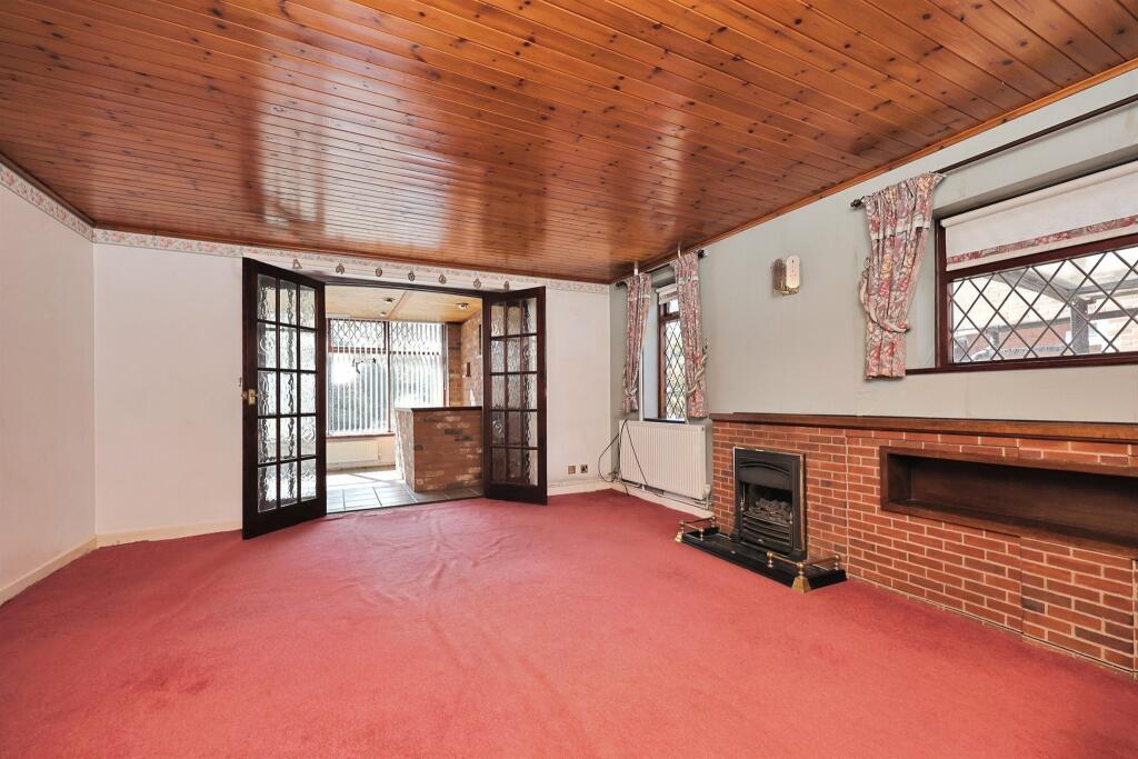 House in Breckland, Dereham - More